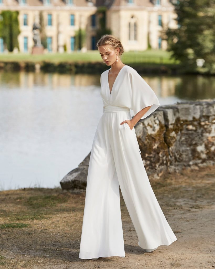 brautatelier ried-alma-rosa clara group-brautkleid-4B117-ociare-chiffon-spitze-boho-details-1-min