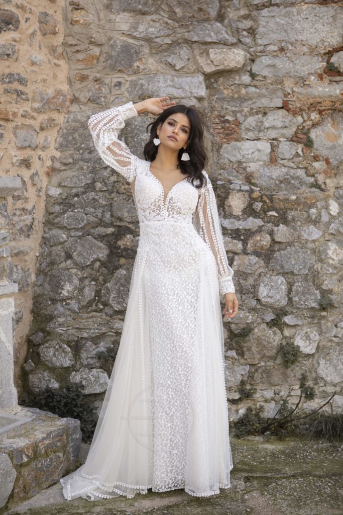 brautatelier ried-emine yildirim-brautatelier ried-brautkleid-2050-vintage-langarm-prinzessin-glitzer-vorne-3-min