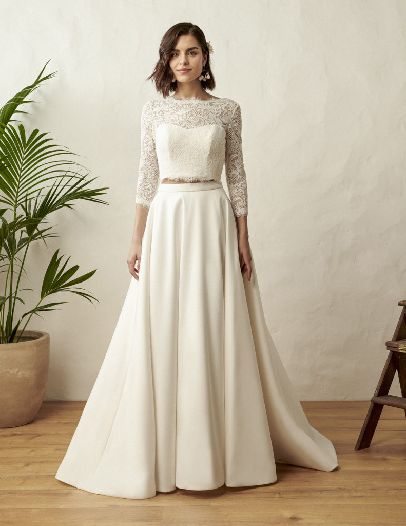 brautatelier ried-marylise-2021-easy breeze-brautkleid-zweiteiler-ivory-langarm-vorne-1-min