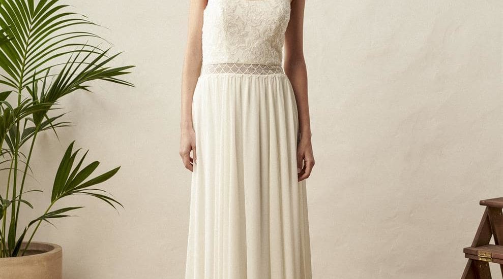 brautatelier ried-marylise-2021-mademoiselle-brautkleid-ivory-boho-spaghetti traeger-vorne-1-min