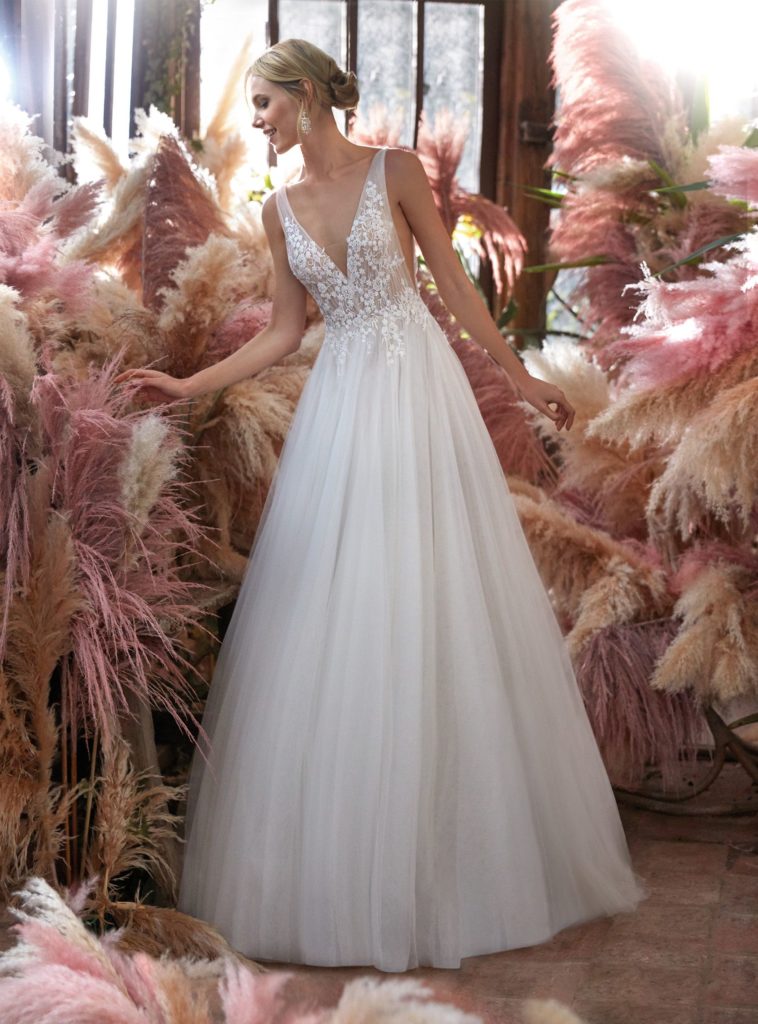 brautatelier ried-nicole milano-pronovias group-co12184-brautkleid-vintage-tüll-glitzer-vorne-1