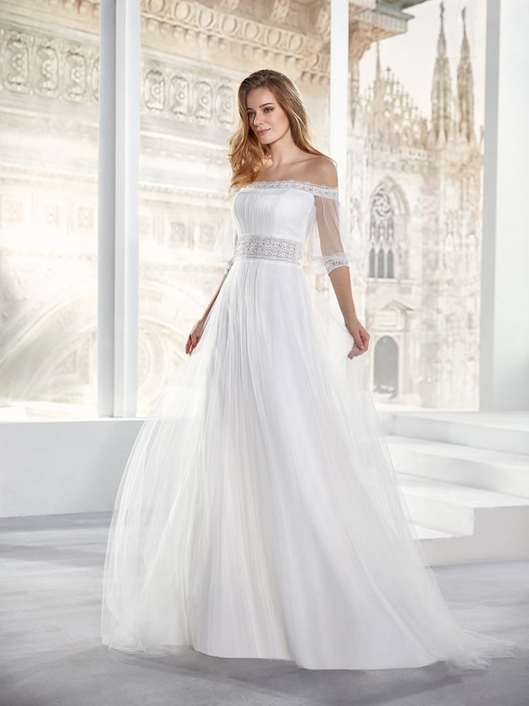 brautatelier ried-nicole-pronovias group-jo12185-brautkleid-klassisch-aermel-carmen-tuell-vorne-1-min