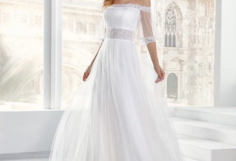 brautatelier ried-nicole-pronovias group-jo12185-brautkleid-klassisch-aermel-carmen-tuell-vorne-1-min