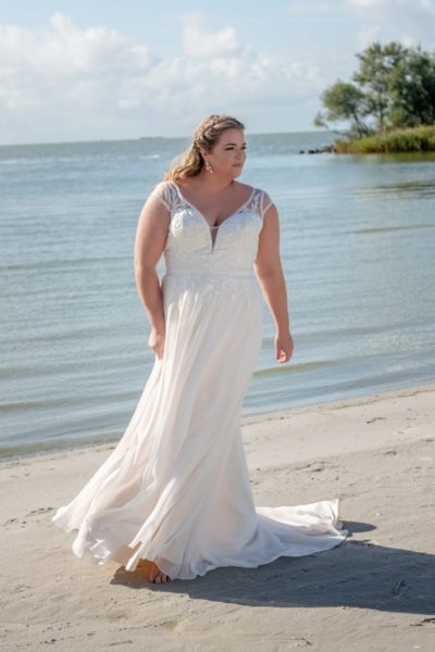 brautatelier ried-curvy bride collection-bridalstar-Guusje-vintage-vorne-1-min