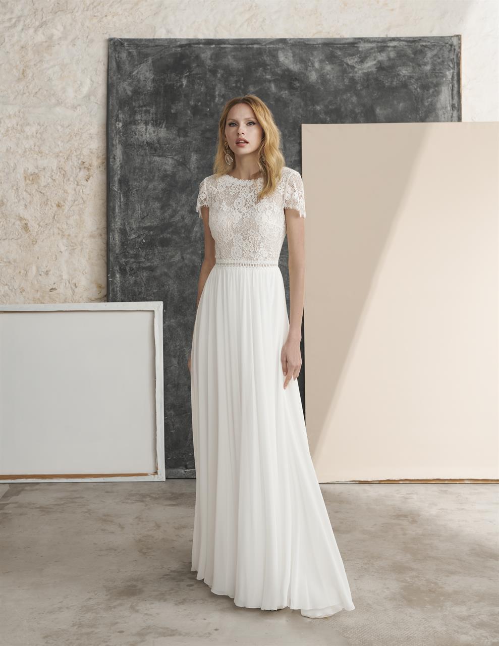 marylise_brautatelier ried_amise_brautkleid_spitzen top_chiffon rock_hochgeschlossen_kurze ärmel_v rücken_vorne_3