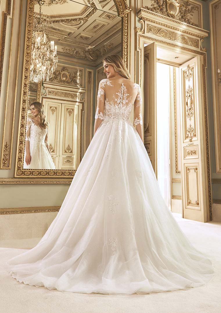 st.patrick_brautatelier ried_pronovias_gulstan_ST122CI1.748_brautkleid_prinzessin_langarm_spitze_glitzertüll_-min