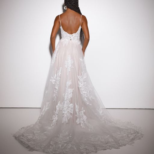 evie young_brautatelier ried_presley_ey360_brautkleid_vintage prinzessin_spaghettitraeger_abnehmbare aermel_spitze_ivory-ivory_ruecken_1-min