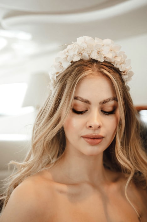 la chia_brautatelier ried_haarkrone_hope_brautschmuck_silber_portrait_1-min
