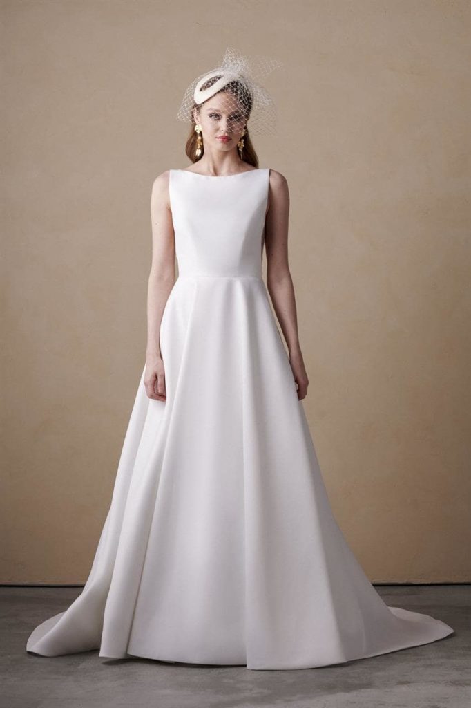 marylise_brautatelier ried_montebello 1_brautkleid_klassisch_a-linie_mikado_ivory_vorne_1-min