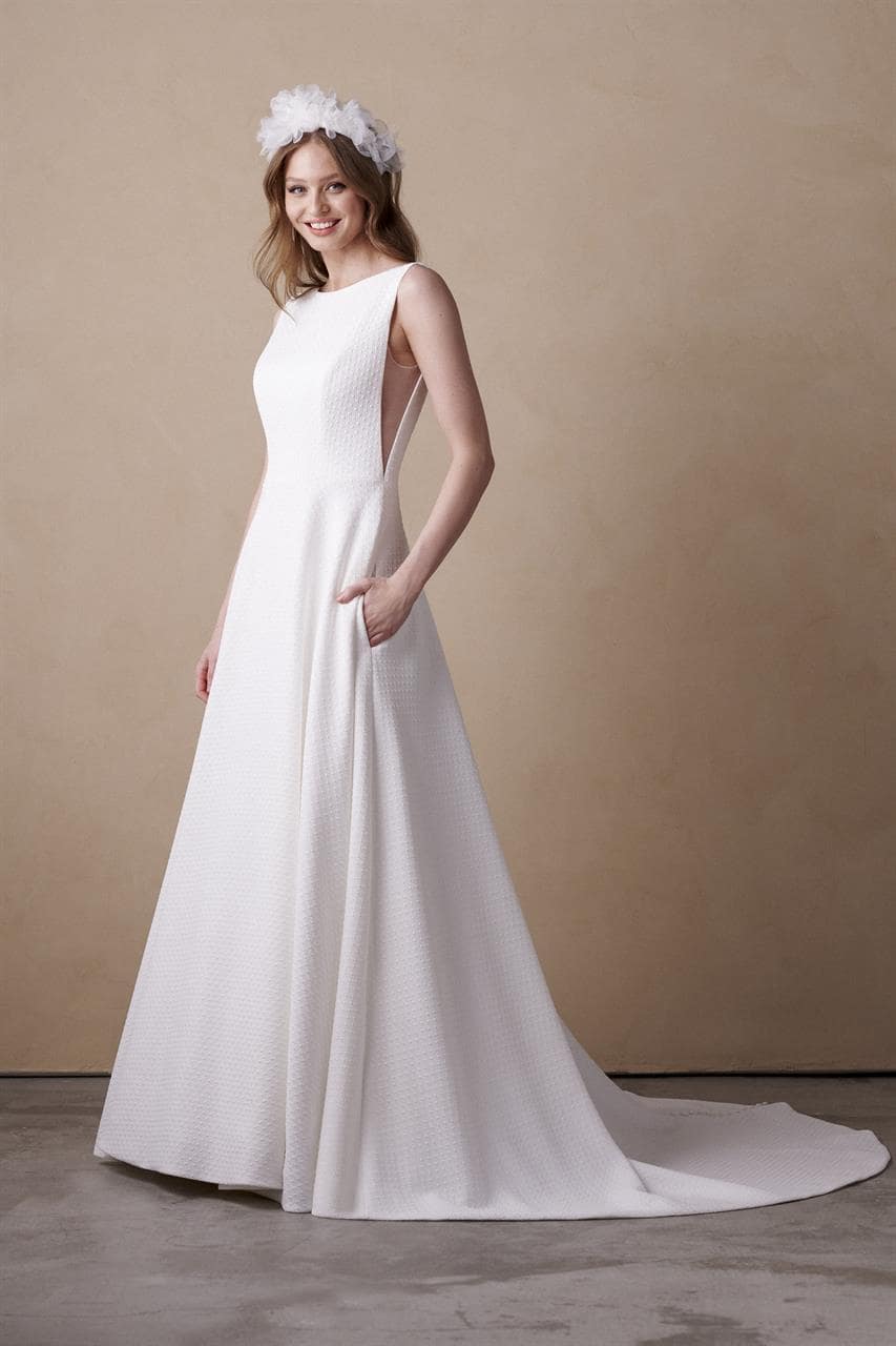 marylise_brautatelier ried_montebello 2_brautkleid_klassisch_a-linie_all-over brokat_ivory_vorne_1-min