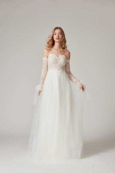 sabe_brautatelier ried_amadin_brautkleid_vintage_tüll_spitze_herzausschnitt_ivory_vorne_1-min