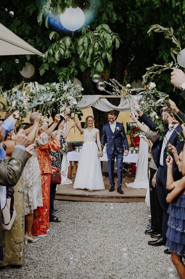 brautatelier ried_real bride_anna kirchweger_laura fazeny_fazeny_fotografie_fan xia_bacoli_1