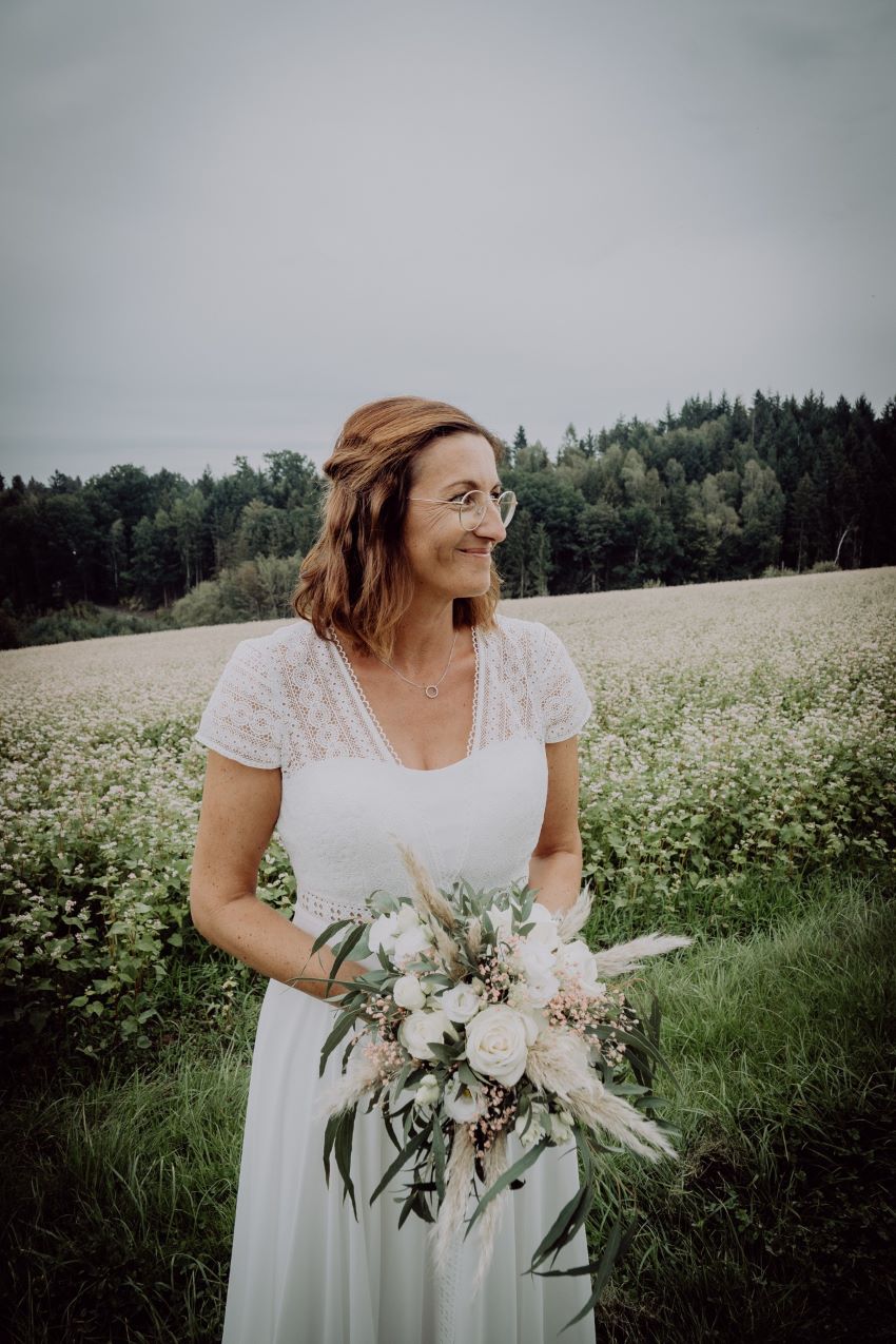 brautatelier ried_real bride_evelyn madl_celine schlaefli_alma_welan_1