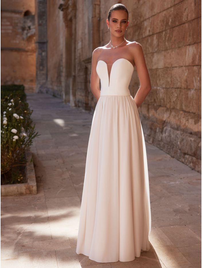 bianco evento-brautatelier ried-mirabella-rock- chiffon-schleppe-champagner-vorne-1-min