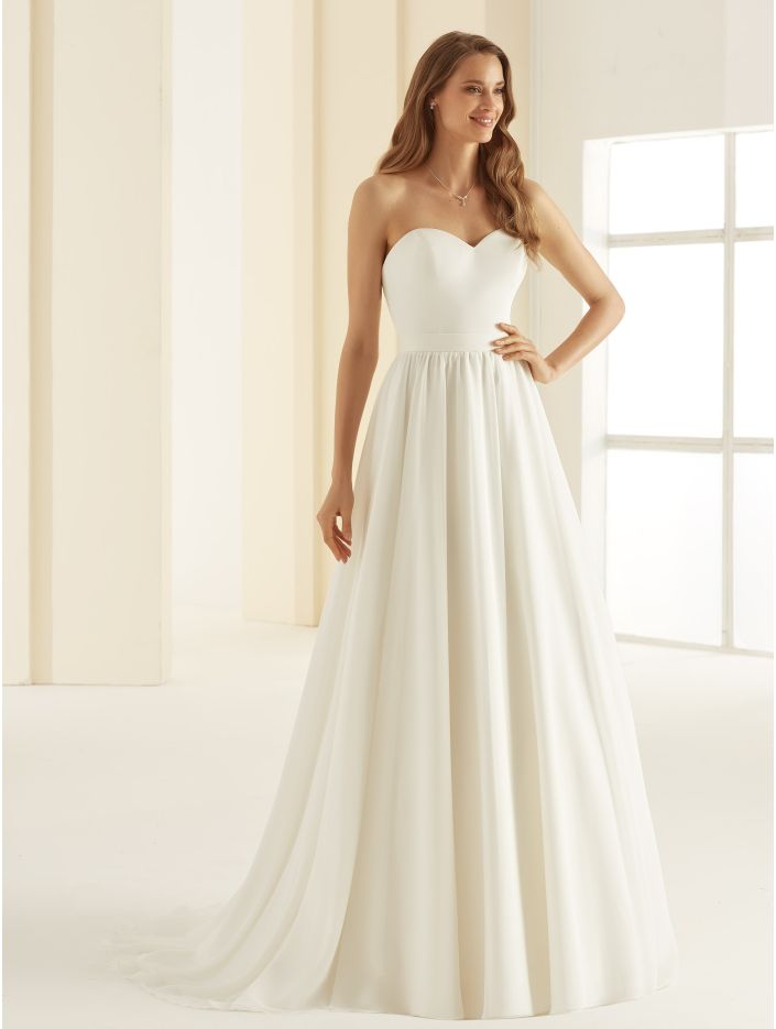 bianco evento-brautatelier ried-sardinia-rock- chiffon-schleppe-ivory-vorne-1-min