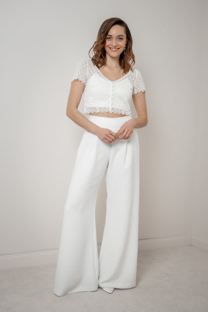 noni-brautatelier ried-fanie-top-kurzarm-knoepfe vorne-ivory-vorne-2-min