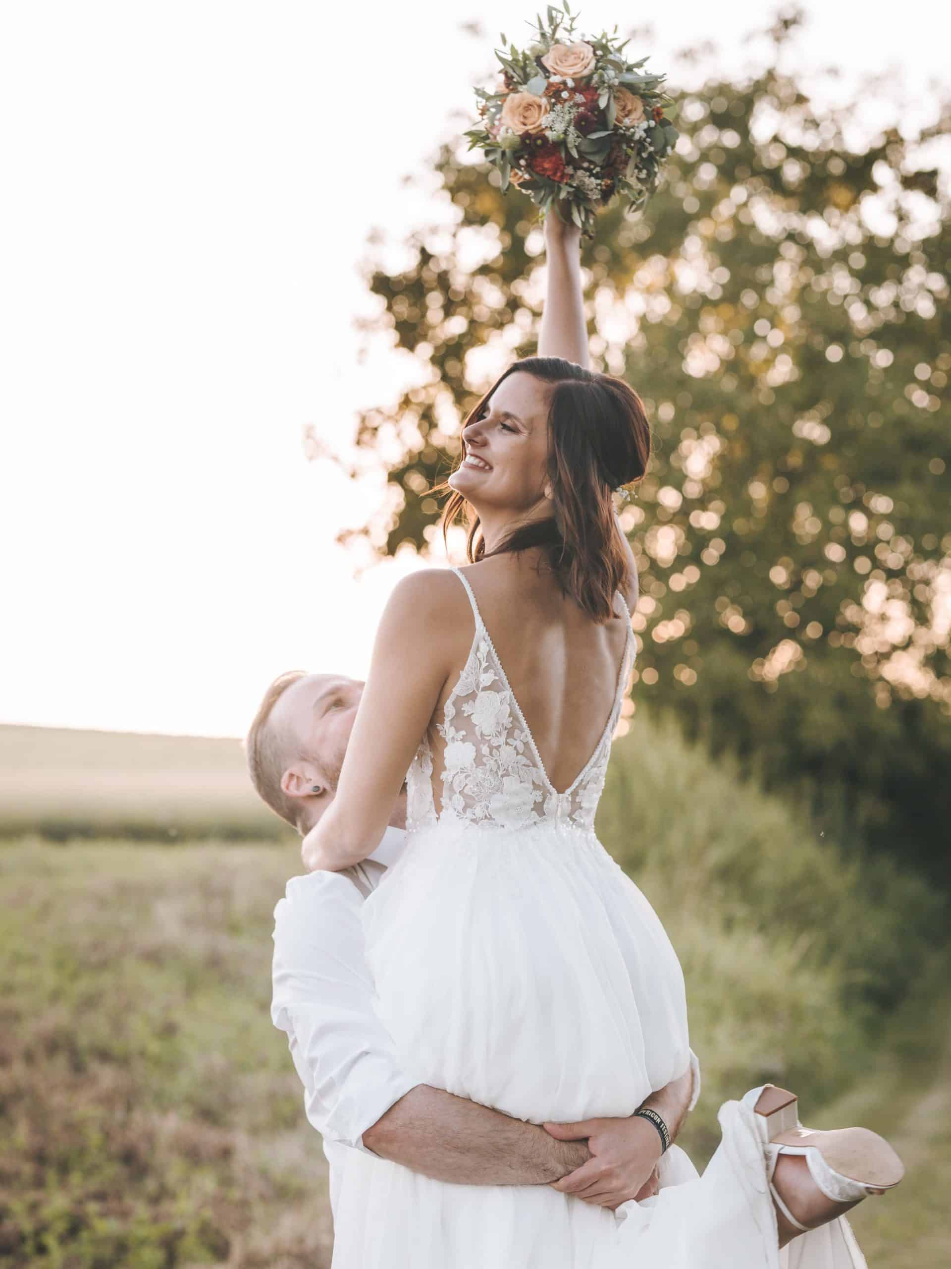 brautatelier-ried_real-bride_julia-notter_story3-photo-video_sabe_clover_6-min-scaled.jpg