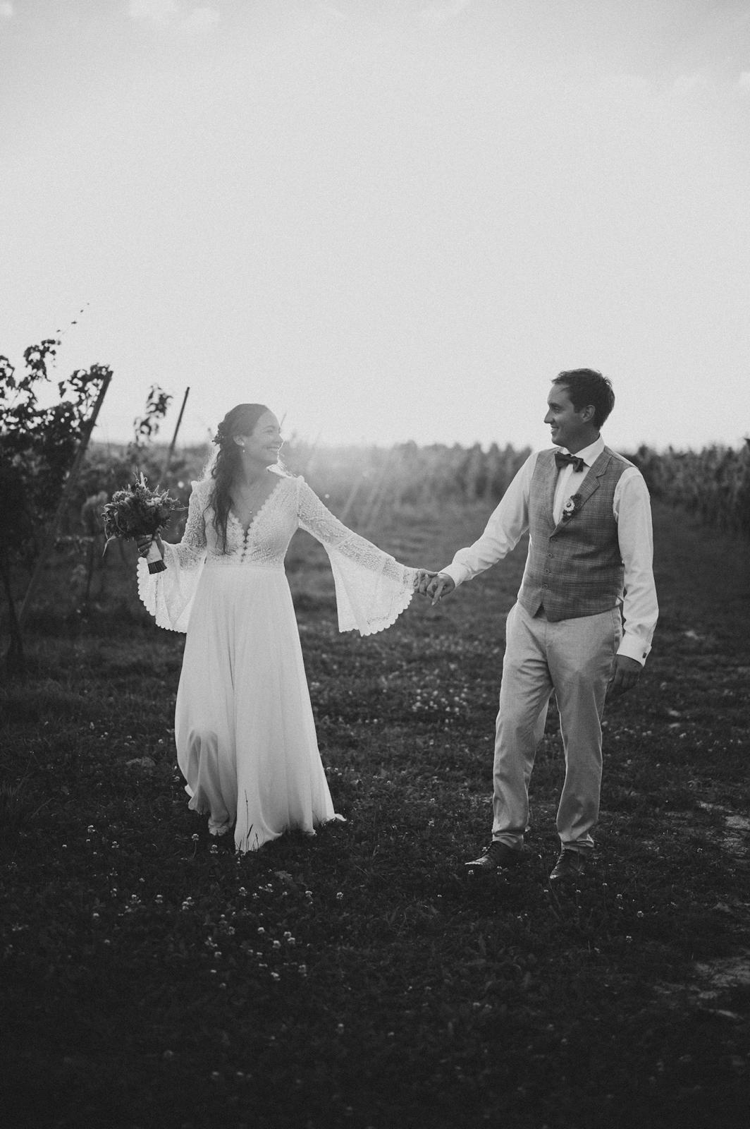 brautatelier-ried_real-bride_nagl-eva_lichtwerke-reiffinger_sabe_acacia_4-min.jpeg