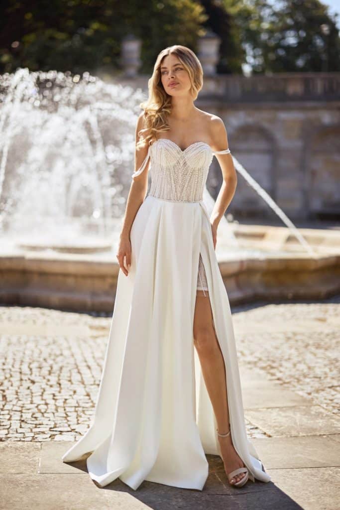 herms bridal_brautatelier ried_isgheria_32439_brautkleid_satin_glitzer_perlenoberteil_a-linie_perlentraeger_ivory_vorne_1_ohnelogo-min